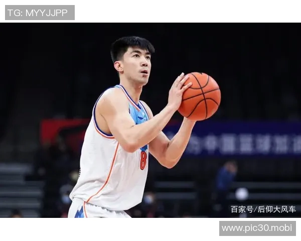 媒体人：北京末段蹩脚表现令人咋舌 如何调配3个后卫球权是个问题